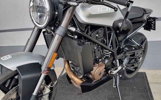 Gebrauchtmotorrad Husqvarna Vitpilen 701 - Bild 7 Gebrauchtmotorrad Husqvarna Vitpilen 701 - Bild 7