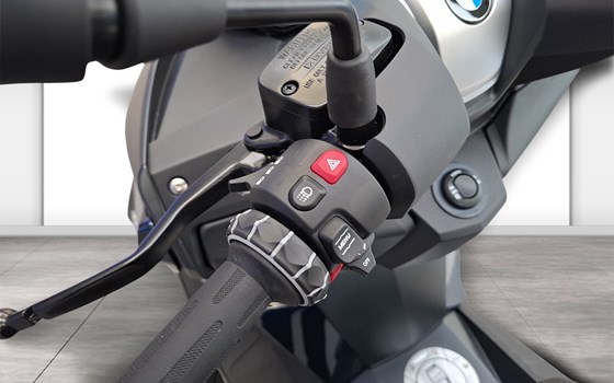 Gebrauchtmotorrad BMW C 400 GT - Bild 9 Gebrauchtmotorrad BMW C 400 GT - Bild 9