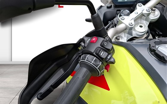 Gebrauchtmotorrad BMW F 900 GS - Bild 11