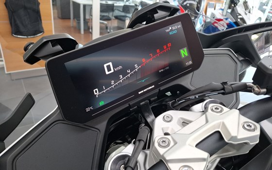 Neufahrzeug BMW R 1300 RT - Bild 8 Neufahrzeug BMW R 1300 RT - Bild 8