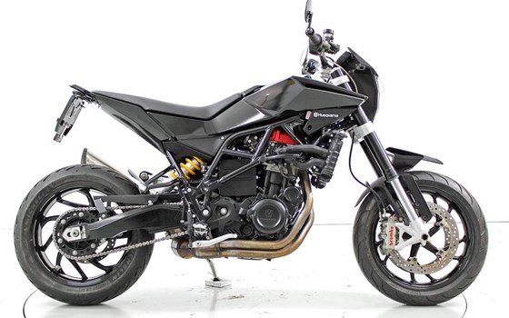 Motorrad Occasion Husqvarna Nuda 900 R - Bild 4