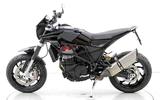 Motorrad Occasion Husqvarna Nuda 900 R - Bild 5