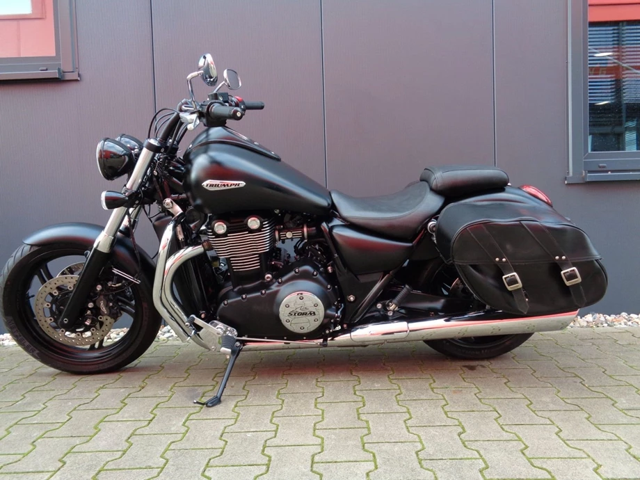 Angebot Triumph Thunderbird Storm Bild 2: Angebot Triumph Thunderbird Storm