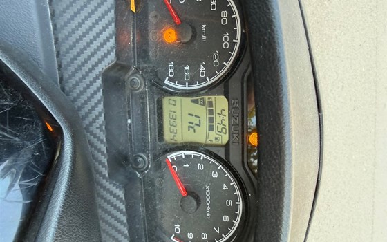 Gebrauchtmotorrad Suzuki Burgman 400 - Bild 3