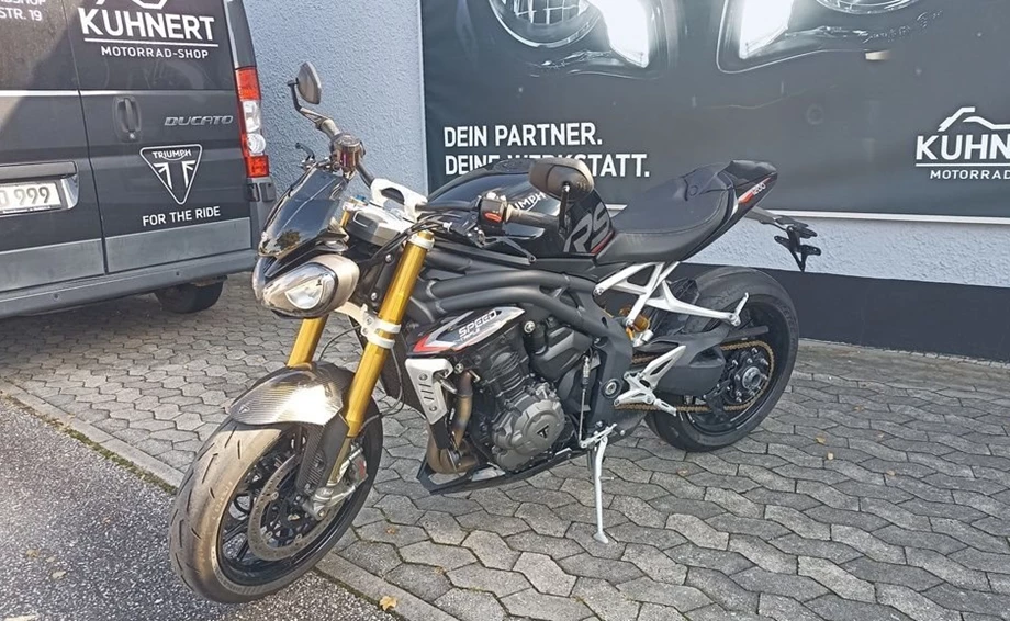 Angebot Triumph Speed Triple 1200 RS Bild 2: Angebot Triumph Speed Triple 1200 RS
