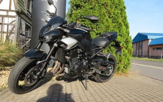 Gebrauchtmotorrad Kawasaki Z900 - Bild 1