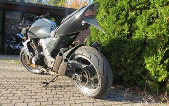 Gebrauchtmotorrad Kawasaki Z1000 - Bild 10