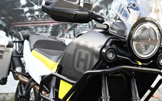 Gebrauchtmotorrad Husqvarna Norden 901 - Bild 5