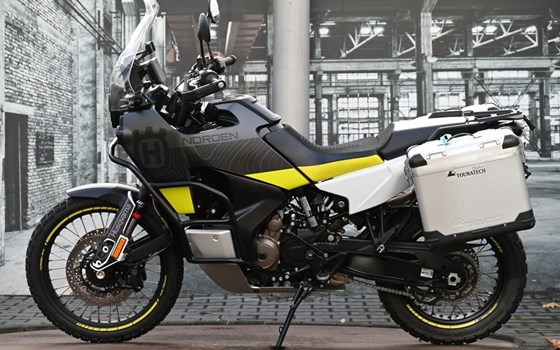 Gebrauchtmotorrad Husqvarna Norden 901 - Bild 9