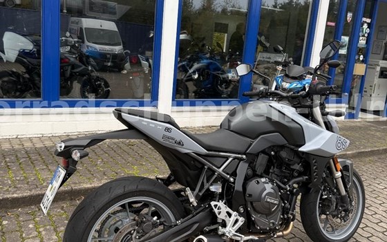 Gebrauchtmotorrad Suzuki GSX-8S - Bild 2