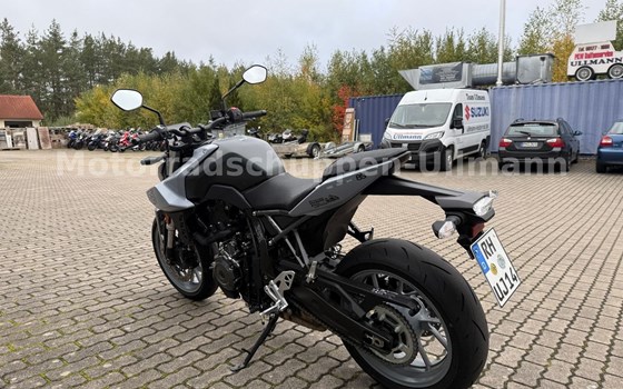 Gebrauchtmotorrad Suzuki GSX-8S - Bild 4