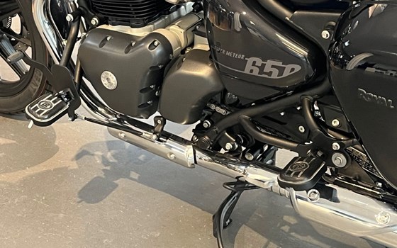 Neufahrzeug Royal Enfield Super Meteor 650 - Bild 8