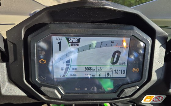 Gebrauchtmotorrad Kawasaki Ninja 1100SX SE - Bild 10