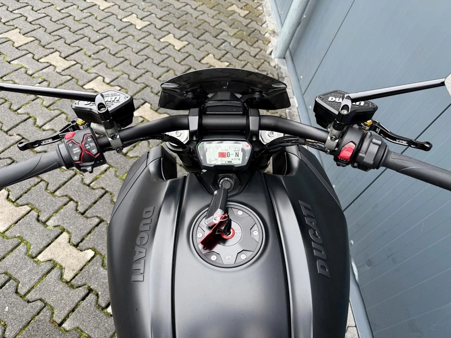 Angebot Ducati Diavel 1260 Bild 5: Angebot Ducati Diavel 1260