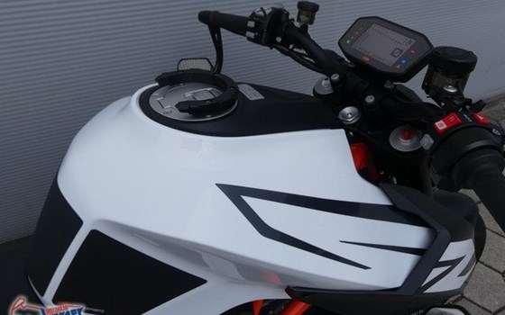 Gebrauchtmotorrad KTM 1290 Super Duke R - Bild 3