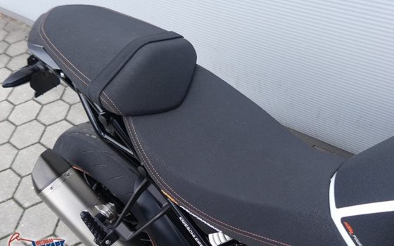 Gebrauchtmotorrad KTM 1290 Super Duke R - Bild 4