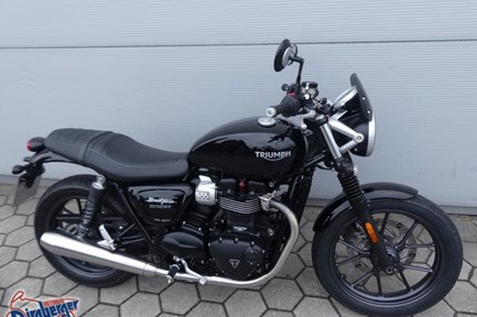 Triumph Street Twin