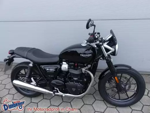 Triumph Street Twin