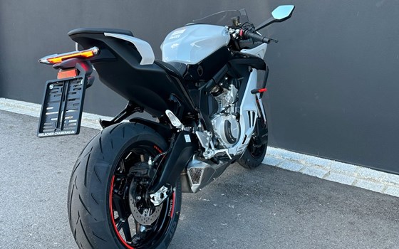 Neufahrzeug CFMOTO 675SR-R - Bild 18