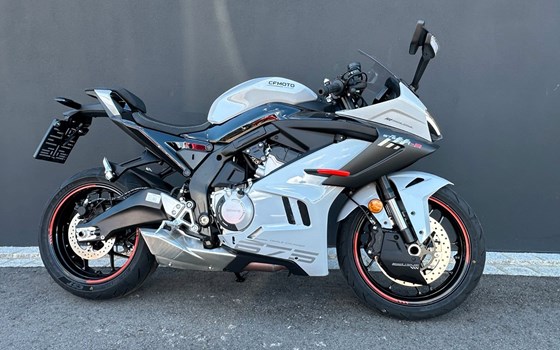 Neufahrzeug CFMOTO 675SR-R - Bild 23