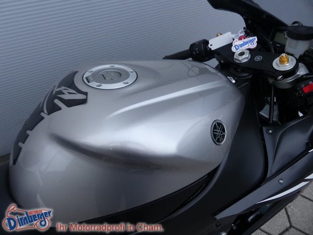 Angebot Yamaha R1