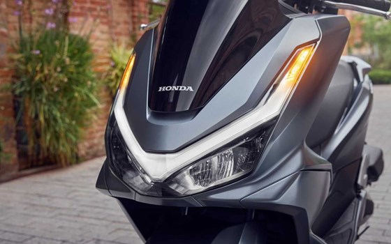 Gebrauchtmotorrad Honda PCX125 DX - Bild 4