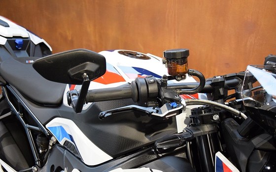 Gebrauchtmotorrad BMW M 1000 R - Bild 6 Gebrauchtmotorrad BMW M 1000 R - Bild 6