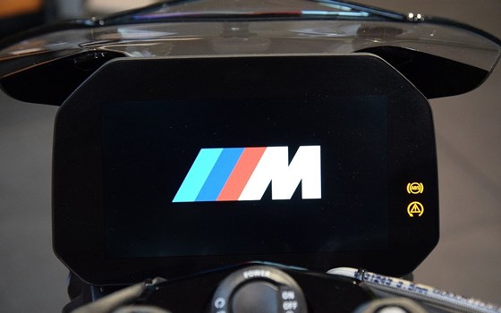 Gebrauchtmotorrad BMW M 1000 R - Bild 8