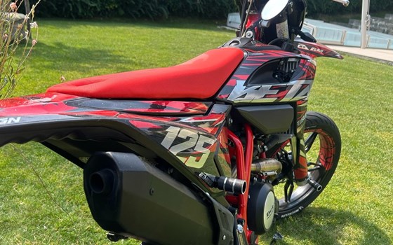 Gebrauchtmotorrad Beta RR 125 LC Motard - Bild 2 Gebrauchtmotorrad Beta RR 125 LC Motard - Bild 2