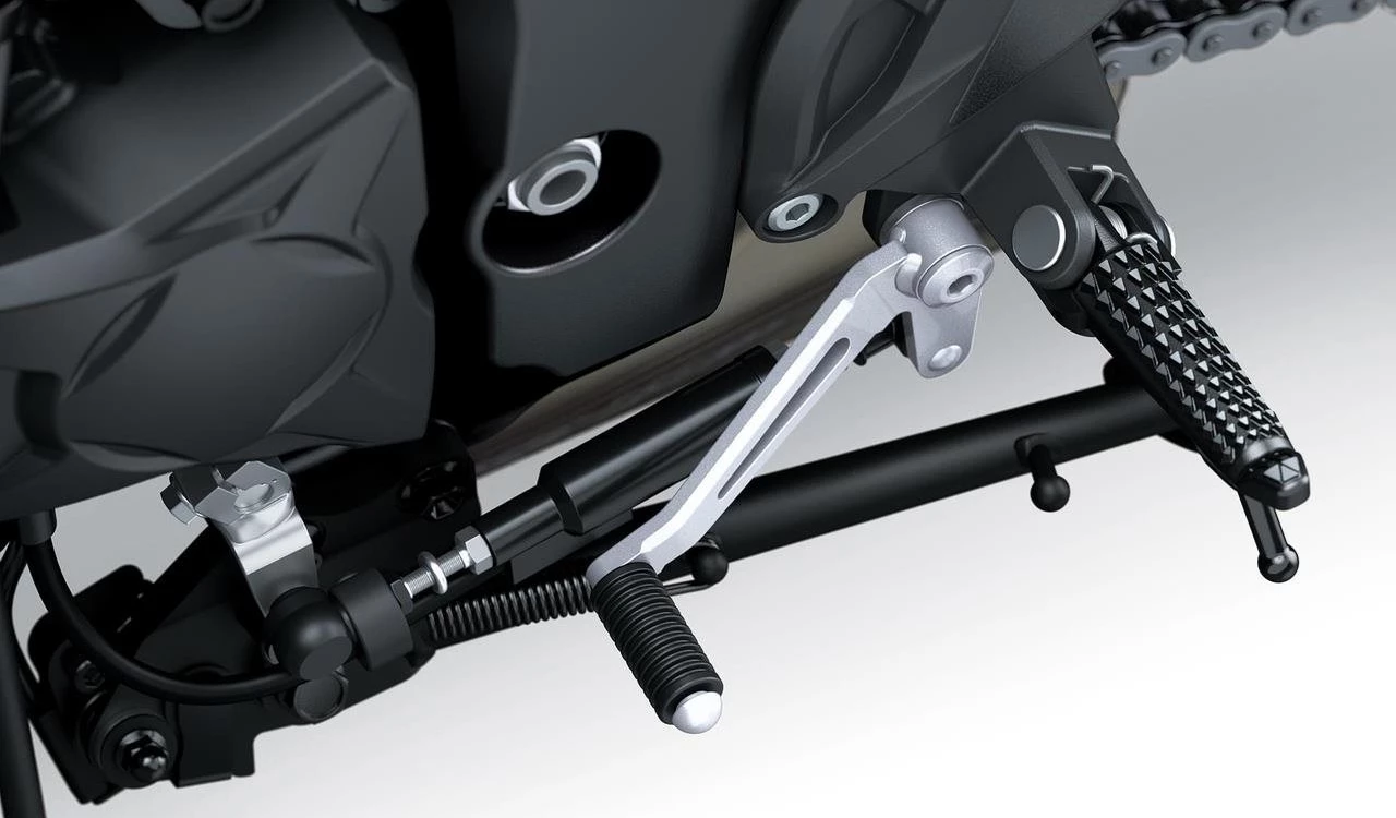 Zum Vergrößern bitte anklicken! Angebot Kawasaki Z900