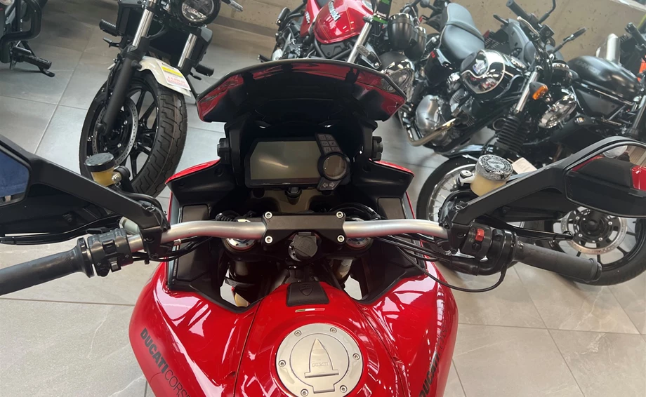 Angebot Ducati Multistrada 1200 S Touring Bild 6: Angebot Ducati Multistrada 1200 S Touring