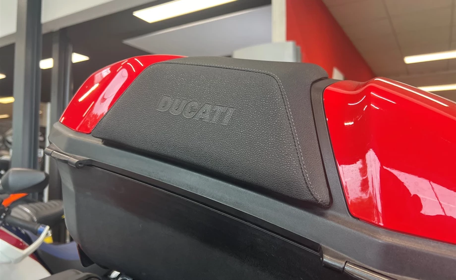 Angebot Ducati Multistrada 1200 S Touring Bild 7: Angebot Ducati Multistrada 1200 S Touring