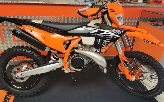 Neufahrzeug KTM 300 EXC HARDENDURO - Bild 1 Neufahrzeug KTM 300 EXC HARDENDURO - Bild 1