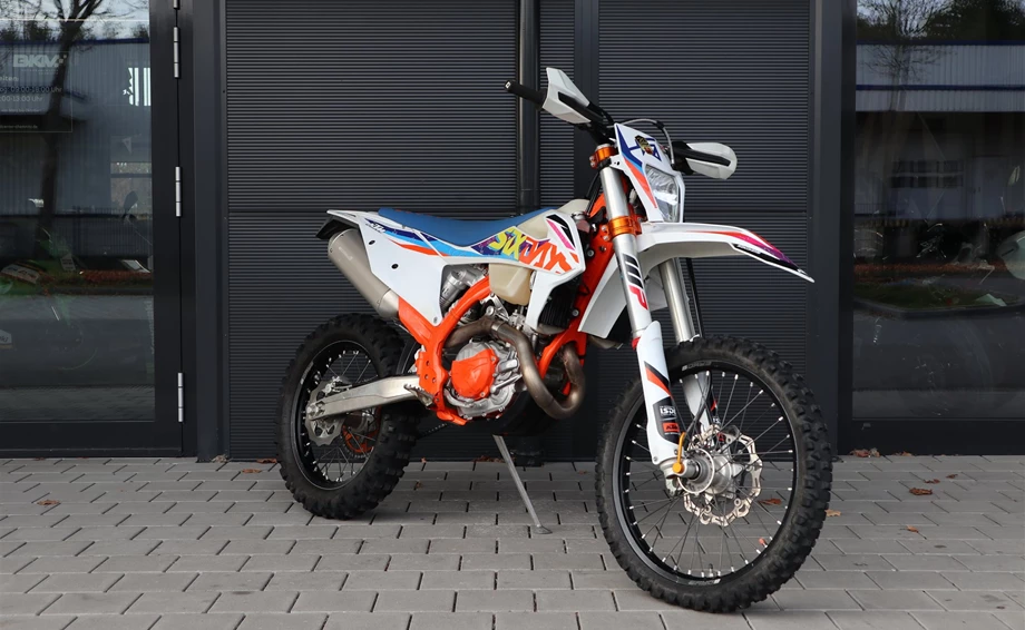 Angebot KTM 500 EXC-F SIX DAYS Bild 2: Angebot KTM 500 EXC-F SIX DAYS