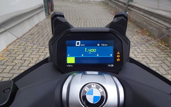 Gebrauchtmotorrad BMW C 400 GT - Bild 9 Gebrauchtmotorrad BMW C 400 GT - Bild 9
