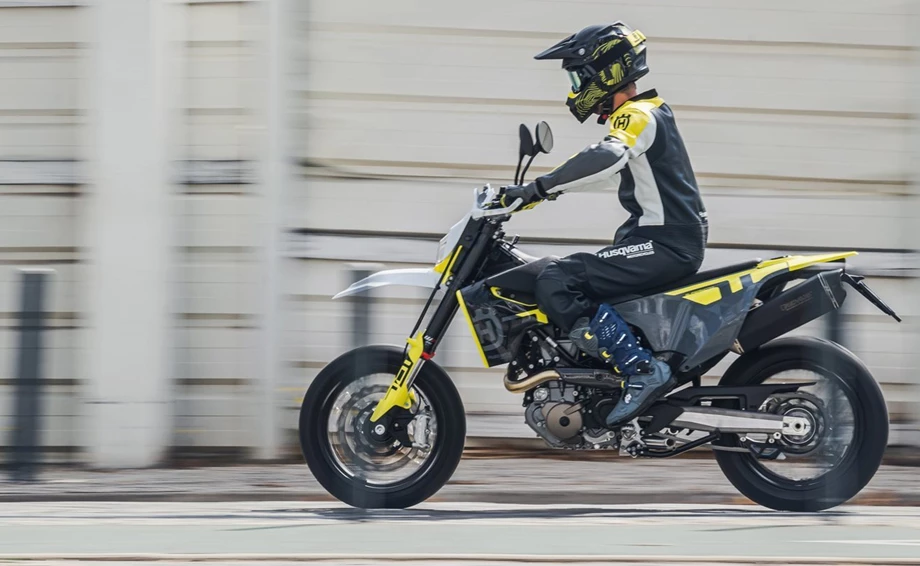 Angebot Husqvarna 701 Supermoto Bild 6: Angebot Husqvarna 701 Supermoto