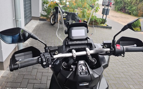 Gebrauchtmotorrad Honda ADV350 - Bild 3