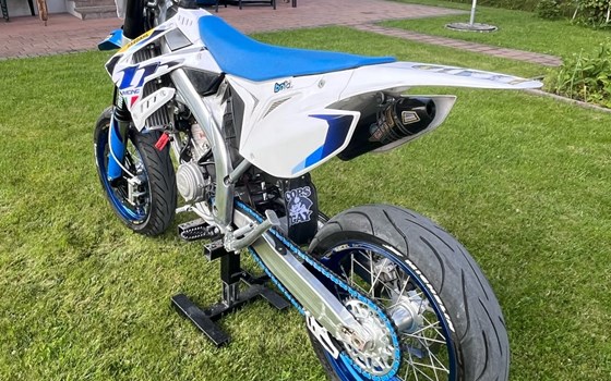 Gebrauchtmotorrad TM SMR 125 - Bild 2 Gebrauchtmotorrad TM SMR 125 - Bild 2
