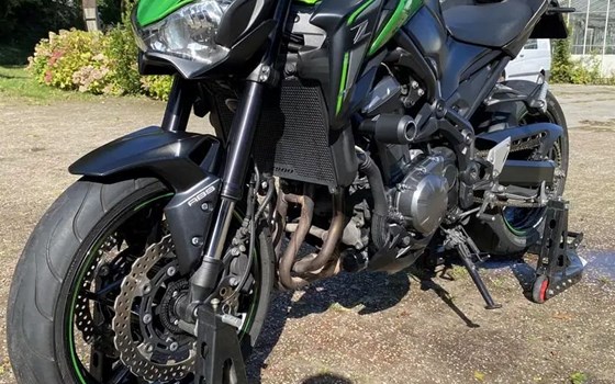 Gebrauchtmotorrad Kawasaki Z900 - Bild 1