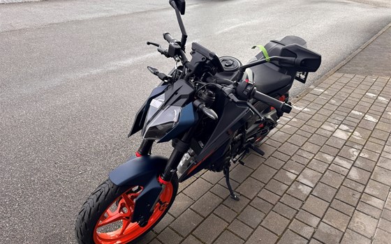 Neufahrzeug KTM 125 Duke - Bild 6 Neufahrzeug KTM 125 Duke - Bild 6
