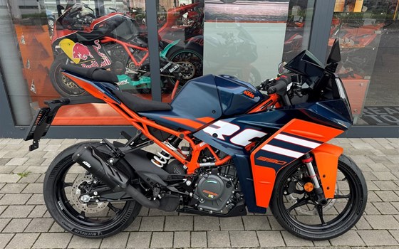 Neufahrzeug KTM RC 390 - Bild 2 Neufahrzeug KTM RC 390 - Bild 2