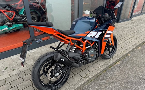 Neufahrzeug KTM RC 390 - Bild 3 Neufahrzeug KTM RC 390 - Bild 3