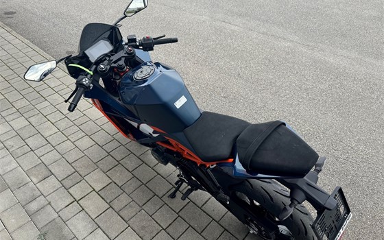 Neufahrzeug KTM RC 390 - Bild 4 Neufahrzeug KTM RC 390 - Bild 4