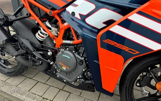 Neufahrzeug KTM RC 390 - Bild 6 Neufahrzeug KTM RC 390 - Bild 6