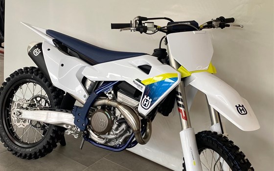 Neufahrzeug Husqvarna FC 350 - Bild 3 Neufahrzeug Husqvarna FC 350 - Bild 3