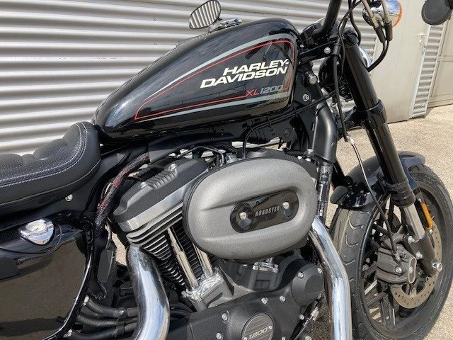 Harley-Davidson Sportster XL 1200CX Roadster (Vivid Black) - Bild 2