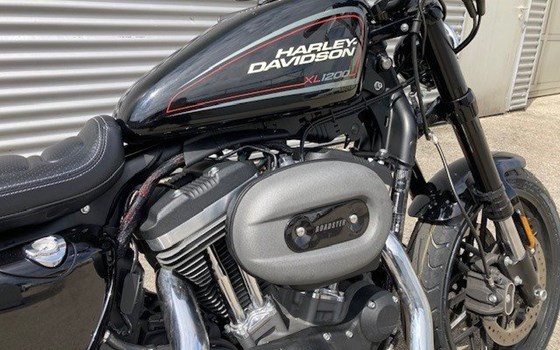 Gebrauchtmotorrad Harley-Davidson Sportster XL 1200CX Roadster - Bild 2 Gebrauchtmotorrad Harley-Davidson Sportster XL 1200CX Roadster - Bild 2