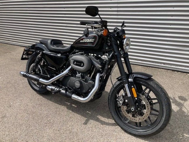 Harley-Davidson Sportster XL 1200CX Roadster (Vivid Black) - Bild 3