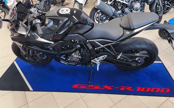 Gebrauchtmotorrad Suzuki GSX-8R - Bild 4