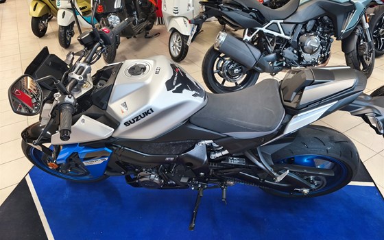 Gebrauchtmotorrad Suzuki GSX-S1000 - Bild 3